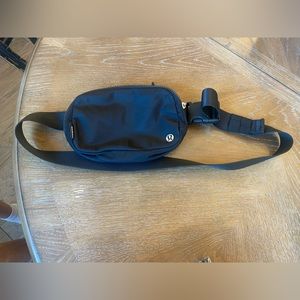 Lululemon belt bag